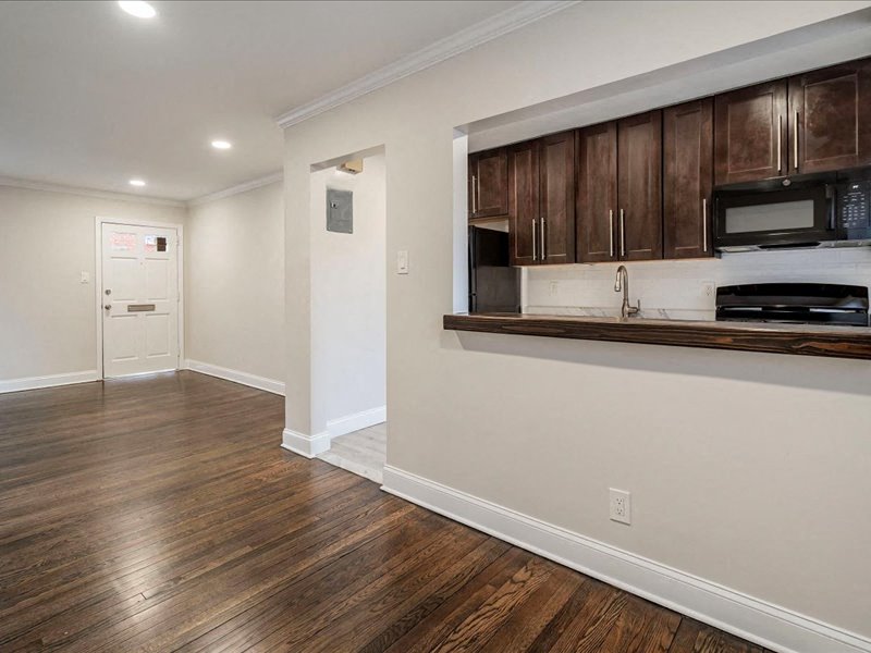 Gallery Photo 4